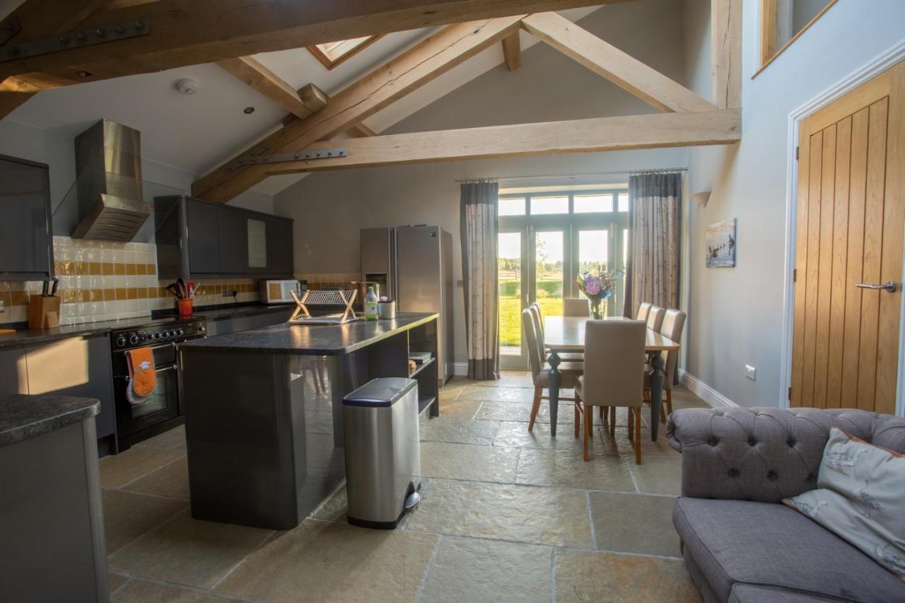 Keld Barn, Low Ploughlands Holiday Lets Kirkby Stephen Luaran gambar
