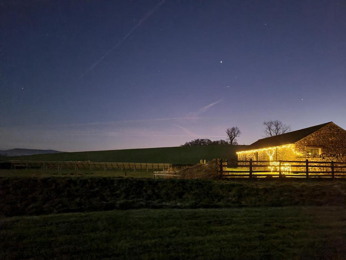 Keld Barn, Low Ploughlands Holiday Lets Kirkby Stephen Luaran gambar