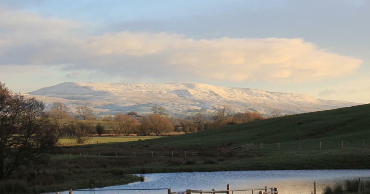 Keld Barn, Low Ploughlands Holiday Lets Kirkby Stephen Luaran gambar